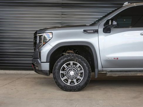 Used 2024 GMC Sierra 1500 AT4 w/ AT4 Preferred Package image 14