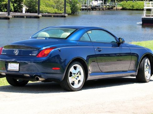 Used 2003 Lexus SC 430 Convertible RWD image 3