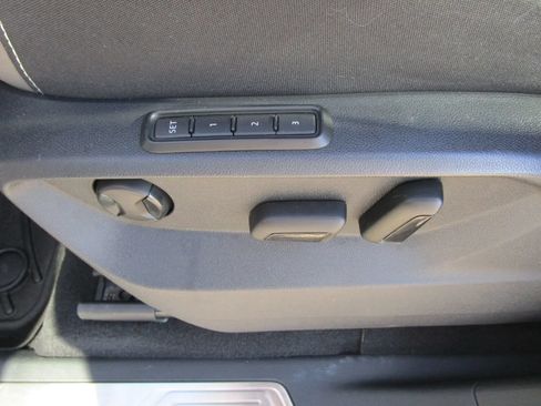Used 2021 Volkswagen Atlas SEL Premium AWD/4WD image 12