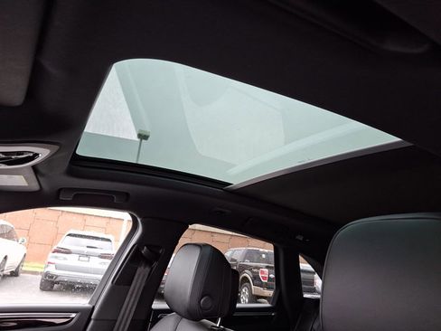 Used 2021 Porsche Macan image 15