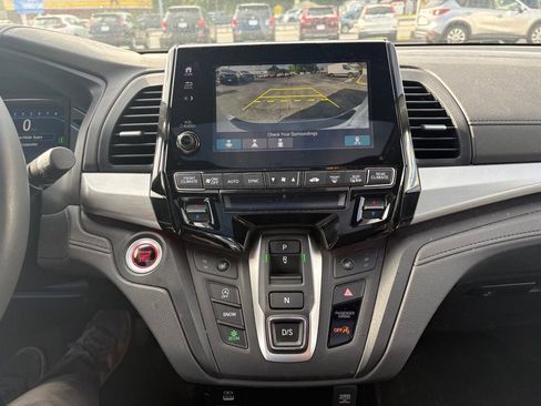 Used 2024 Honda Odyssey Sport image 9