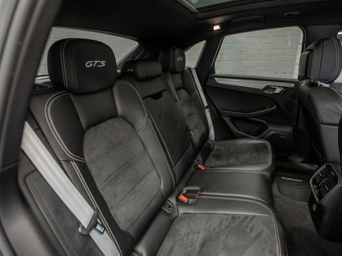 Used 2017 Porsche Macan GTS image 28