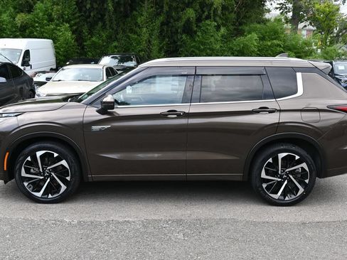 Used 2024 Mitsubishi Outlander SEL Black Edition AWD/4WD image 47