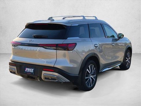 Used 2025 INFINITI QX60 Sensory w/ Vision Package AWD/4WD image 5