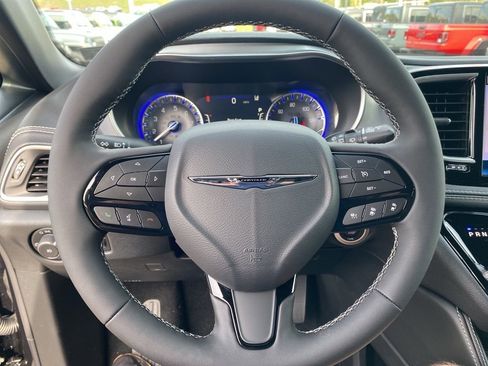 New 2026 Chrysler Pacifica Limited w/ S Appearance Package image 36