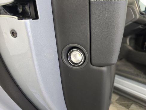 Used 2024 Rivian R1S Adventure AWD/4WD image 31
