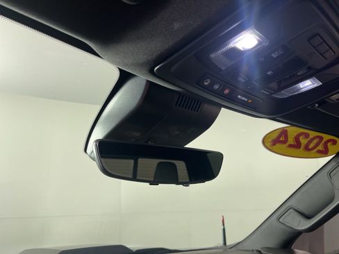 Certified 2024 Chevrolet Silverado 1500 ZR2 w/ Technology Package image 21