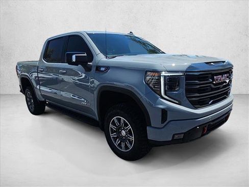 Used 2024 GMC Sierra 1500 AT4 w/ Technology Package AWD/4WD image 2