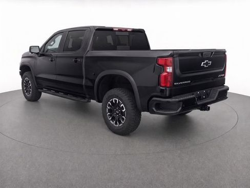 Used 2023 Chevrolet Silverado 1500 ZR2 w/ Technology Package AWD/4WD image 3