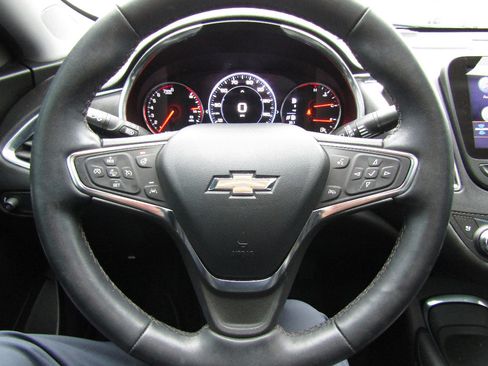 Used 2024 Chevrolet Malibu LT image 20