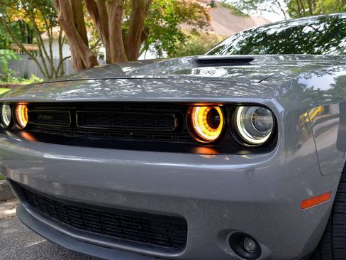 Used 2019 Dodge Challenger SXT w/ Blacktop Package RWD image 20