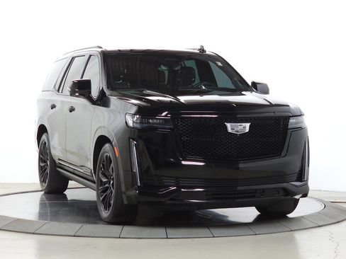 Used 2023 Cadillac Escalade Sport w/ LPO, ONYX Package AWD/4WD image 10