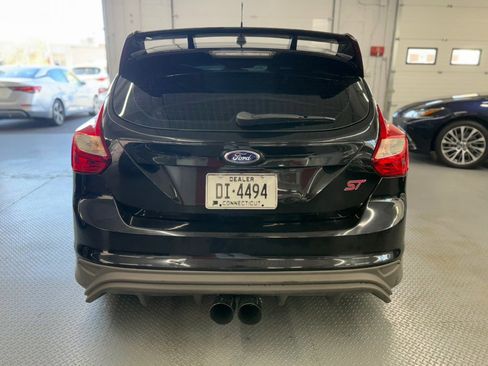 Used 2014 Ford Focus ST w/ Equipment Group 202A FWD image 9