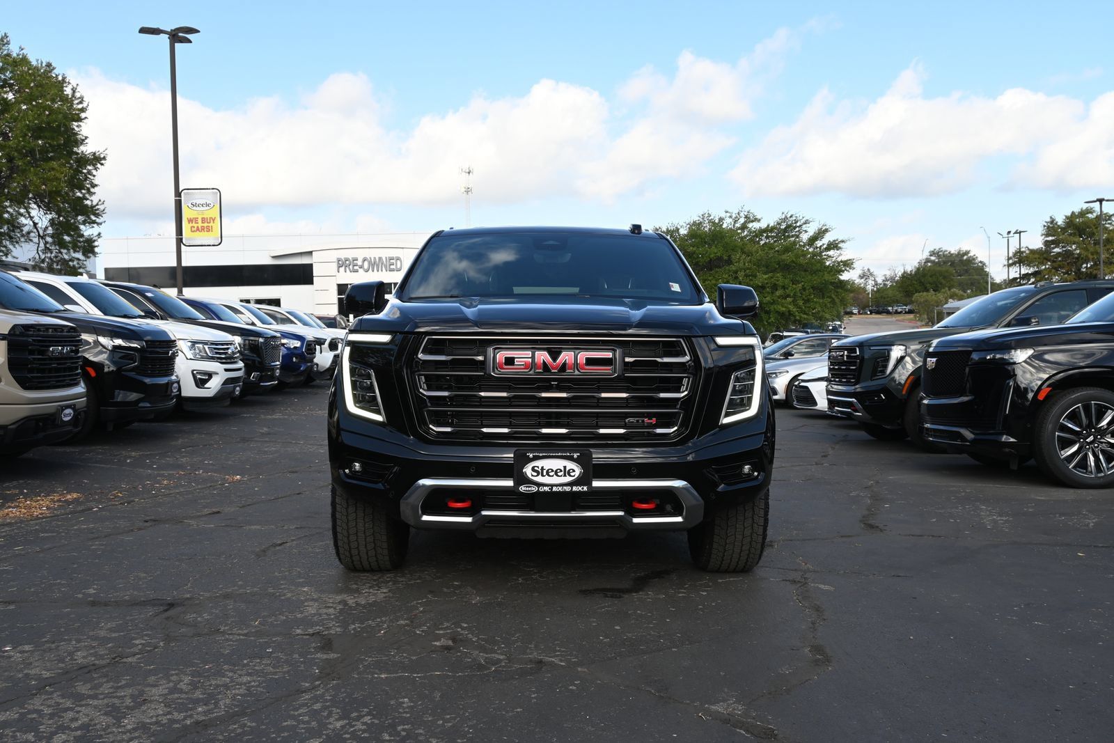 Used 2026 GMC Yukon XL AT4 Ultimate AWD/4WD image 2