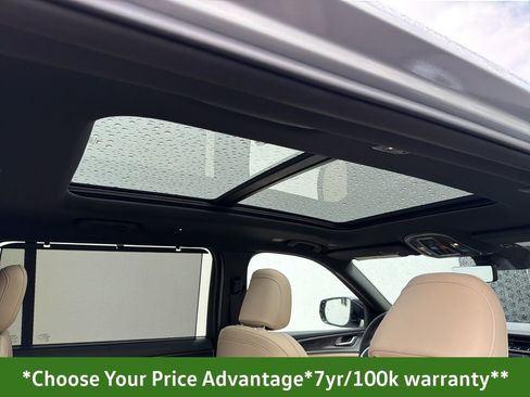 Certified 2025 Jeep Grand Cherokee L Limited w/ Luxury Tech Group II image 28