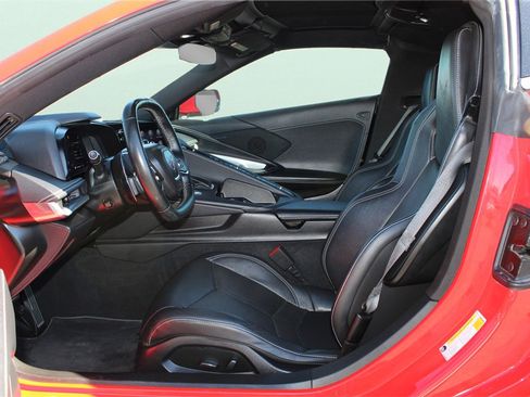 Used 2021 Chevrolet Corvette Stingray image 11