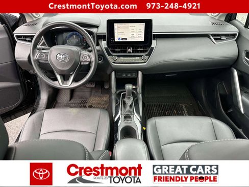Certified 2023 Toyota Corolla Cross XLE w/ Convenience Package image 11