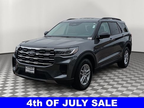New 2026 Ford Explorer Active RWD image 7