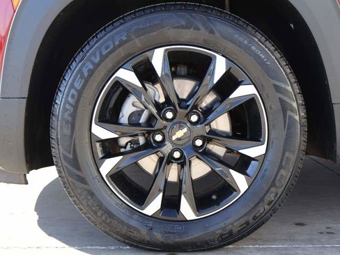 Used 2023 Chevrolet TrailBlazer LT w/ Convenience Package image 6