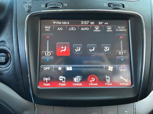 Used 2018 Dodge Journey Crossroad FWD image 24