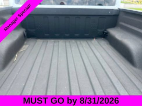 Used 2023 Jeep Gladiator Rubicon w/ LED Lighting Group AWD/4WD image 30