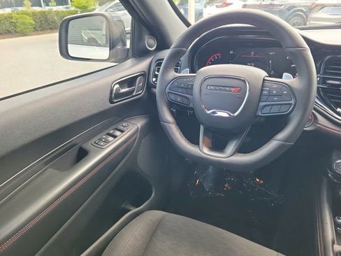 Used 2023 Dodge Durango GT image 15