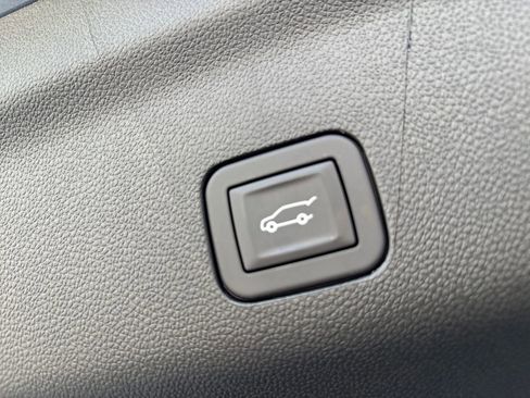 New 2026 Cadillac Escalade V w/ LPO, Floor Liner Package image 57