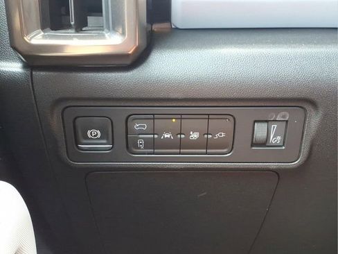 Used 2025 GMC Hummer EV 3X AWD/4WD image 14
