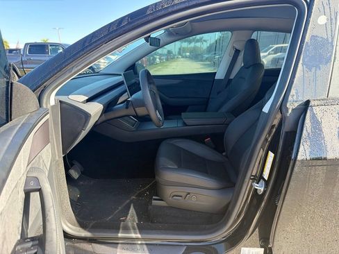 Used 2026 Tesla Model Y Long Range AWD/4WD image 5