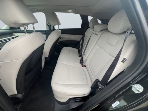 Certified 2025 Hyundai Tucson SEL image 15