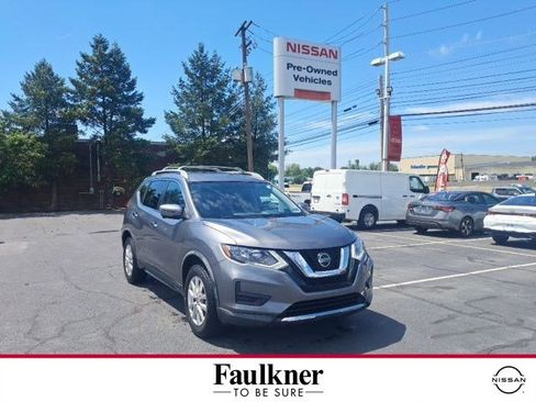Used 2018 Nissan Rogue SV w/ Premium Package AWD/4WD image 1