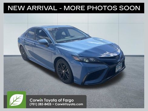 Used 2023 Toyota Camry SE w/ Audio Upgrade Package FWD image 1