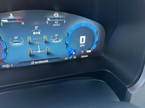 New 2025 Ford Bronco Outer Banks image 16