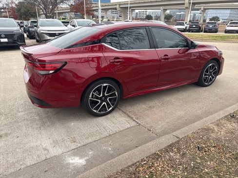 Certified 2024 Nissan Sentra SR image 3