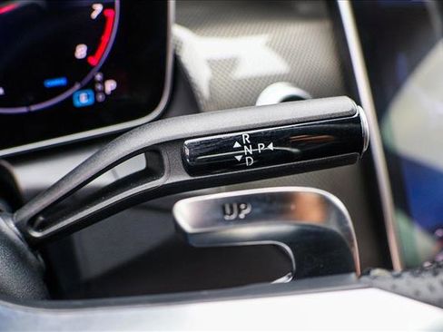 Certified 2024 Mercedes-Benz GLC 43 AMG 4MATIC image 22