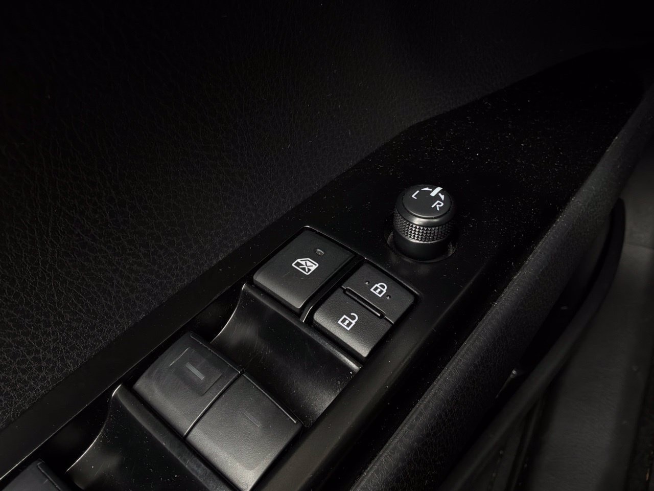 Used 2026 Toyota Camry LE FWD image 23