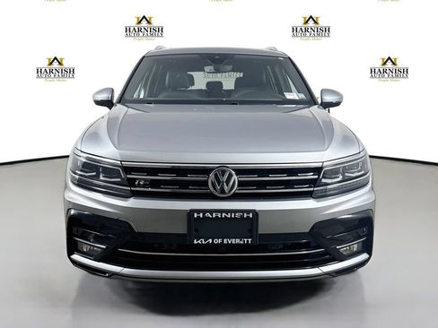 Used 2019 Volkswagen Tiguan SEL Premium R-Line AWD/4WD image 2
