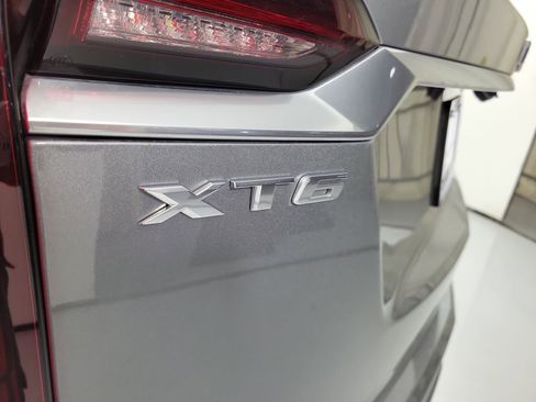 Certified 2024 Cadillac XT6 Premium Luxury image 7