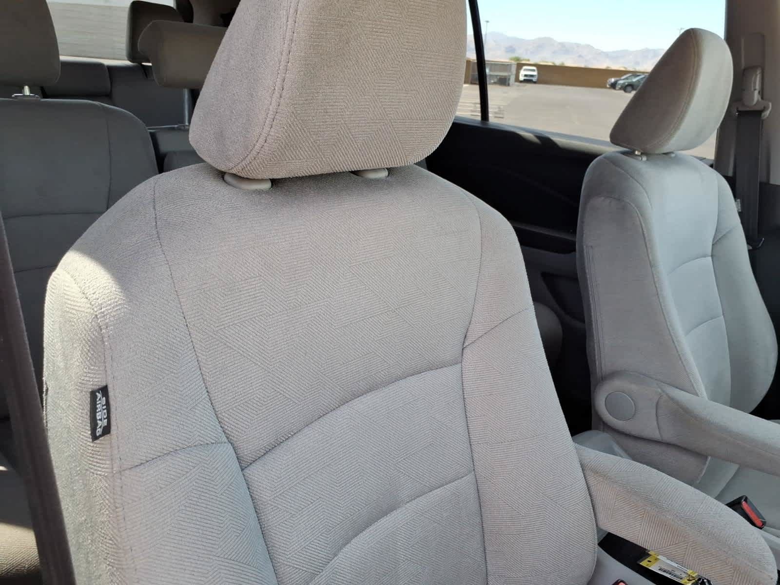 Used 2021 Honda Pilot EX image 19