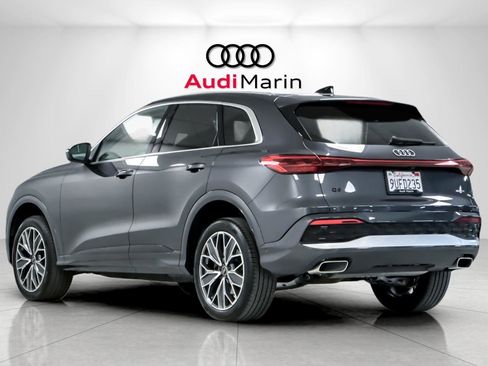 Certified 2025 Audi Q5 Premium Plus w/ Premium Plus image 3