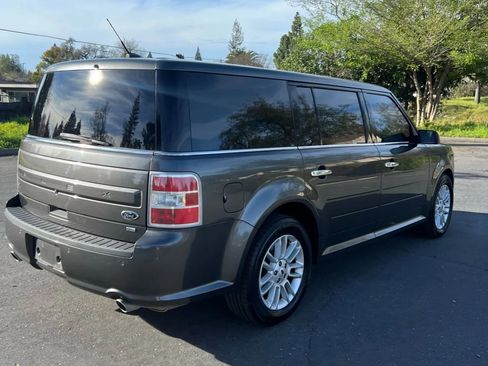 Used 2017 Ford Flex SEL w/ Equipment Group 202A image 5