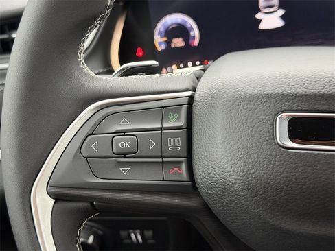 New 2025 Jeep Grand Cherokee Laredo X image 21