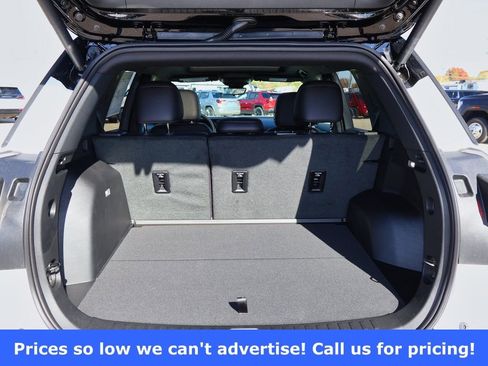 New 2026 GMC Terrain AT4 w/ Convenience Package III image 5