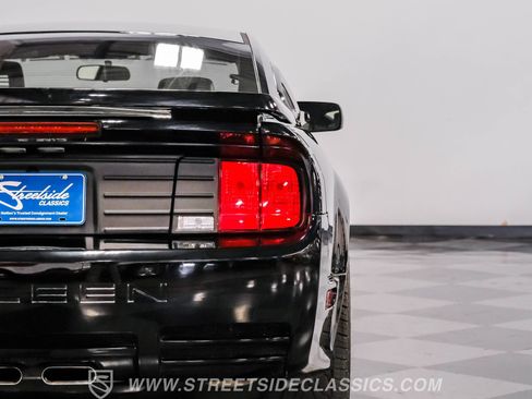 Used 2006 Ford Mustang GT Premium image 27