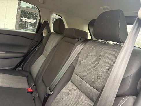 Used 2024 Nissan Rogue SV image 5