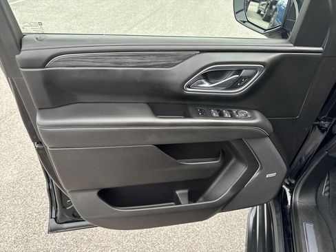 Used 2021 GMC Yukon XL SLT w/ SLT Luxury Plus Package AWD/4WD image 23