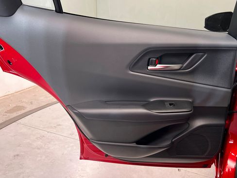 Used 2026 Toyota Prius XLE image 19