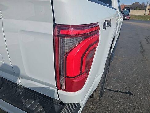 Used 2025 Ford F150 Lariat w/ Equipment Group 501A Mid image 6