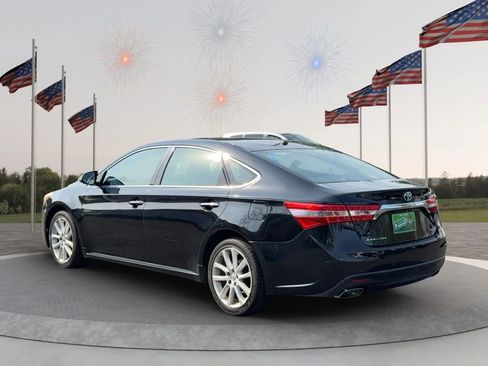 Used 2013 Toyota Avalon XLE Touring FWD image 5