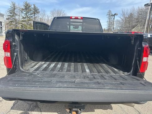 Used 2019 GMC Sierra 2500 Denali w/ Duramax Plus Package AWD/4WD image 35